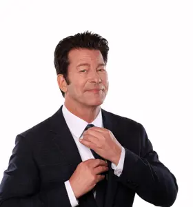 Scott Bloom - Scott Bloom blends comedy and business insight to inspire authentic workplace connections, energizing teams to collaborate and communicate on a deeper level.