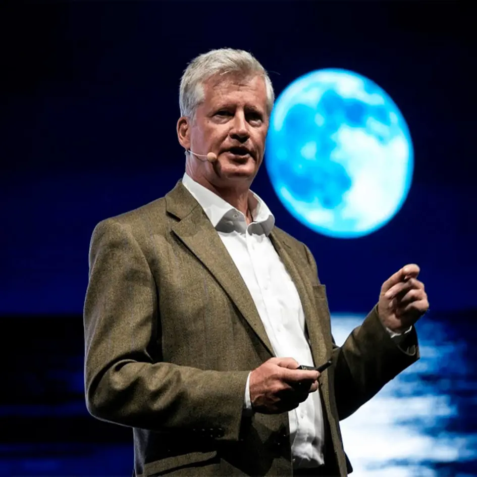 Book a Speaker on Artificial Intelligence | A-Speakers