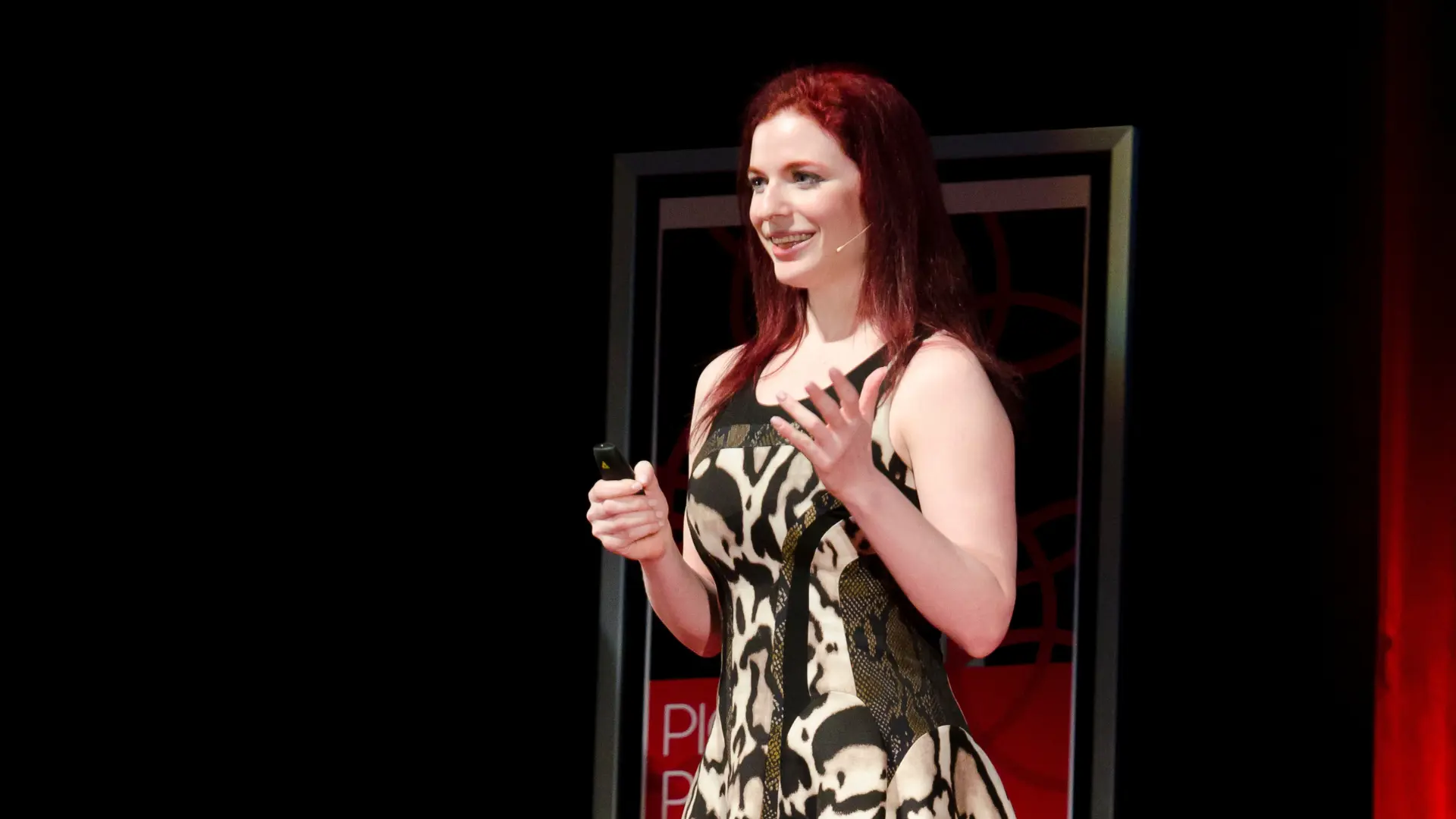 Jennifer Shahade - <p>Jennifer Shahade is a chess champion, poker professional and keynote speaker who turns strategic thinking into smarter decisions.</p>