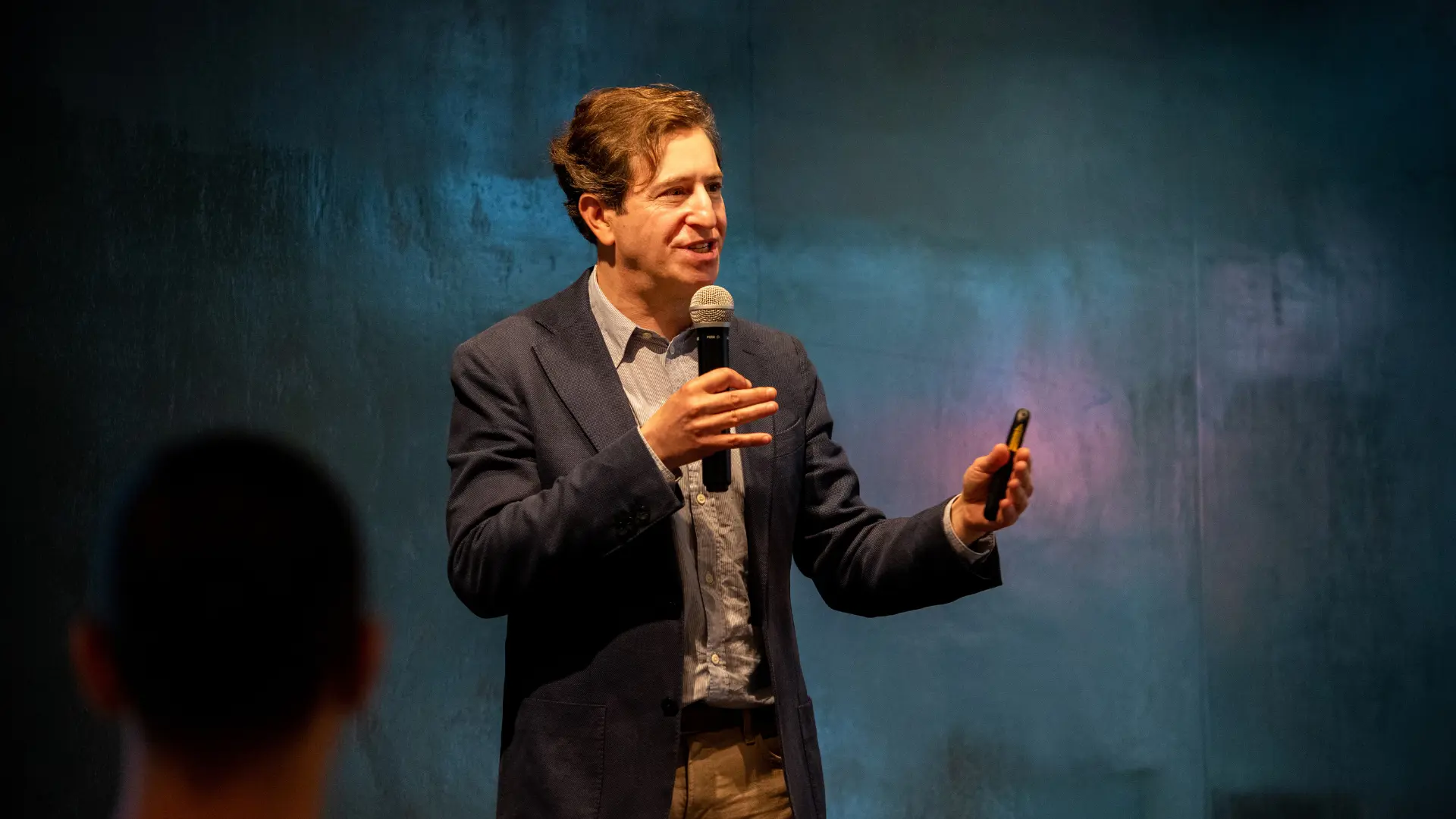 Roger Spitz - <p>Global futurist Roger Spitz helps leaders anticipate disruption, navigate AI transformation, and build resilient strategies for an unpredictable future.</p>