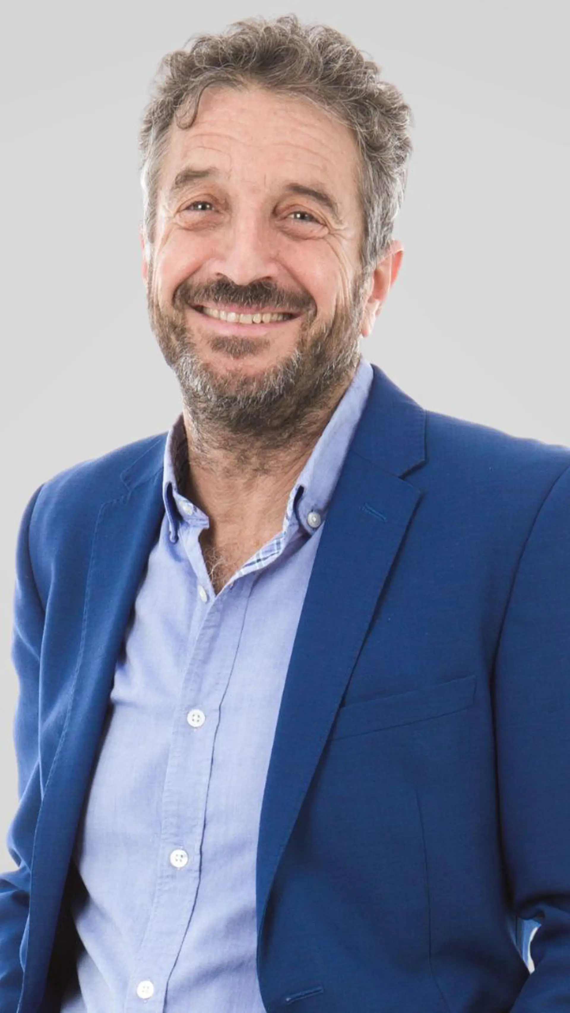 Tom Flatau - <p data-start="276" data-end="419">From “average” to global expert – Tom Flatau rewires belief to unlock leadership performance.</p>