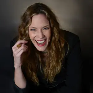 Jenn Lederer