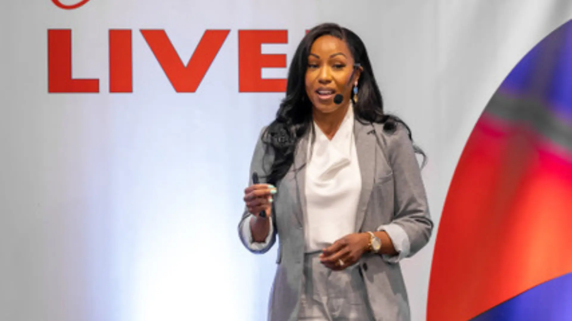 Angela Holliday-Bell - <p>Physician and sleep expert helping professionals boost performance, focus, and well-being through better sleep.</p>