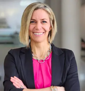 Noelle Pikus Pace - Olympic silver medalist and bestselling author inspiring leaders to turn adversity into focus, resilience, and meaningful results.