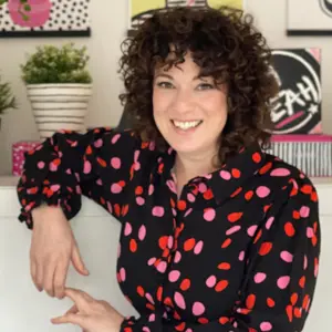 Nadia Finer