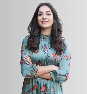Zoya Diwan - Empowering professionals with science-backed skincare insights, Dr. Zoya Diwan blends medical excellence with entrepreneurial brilliance.