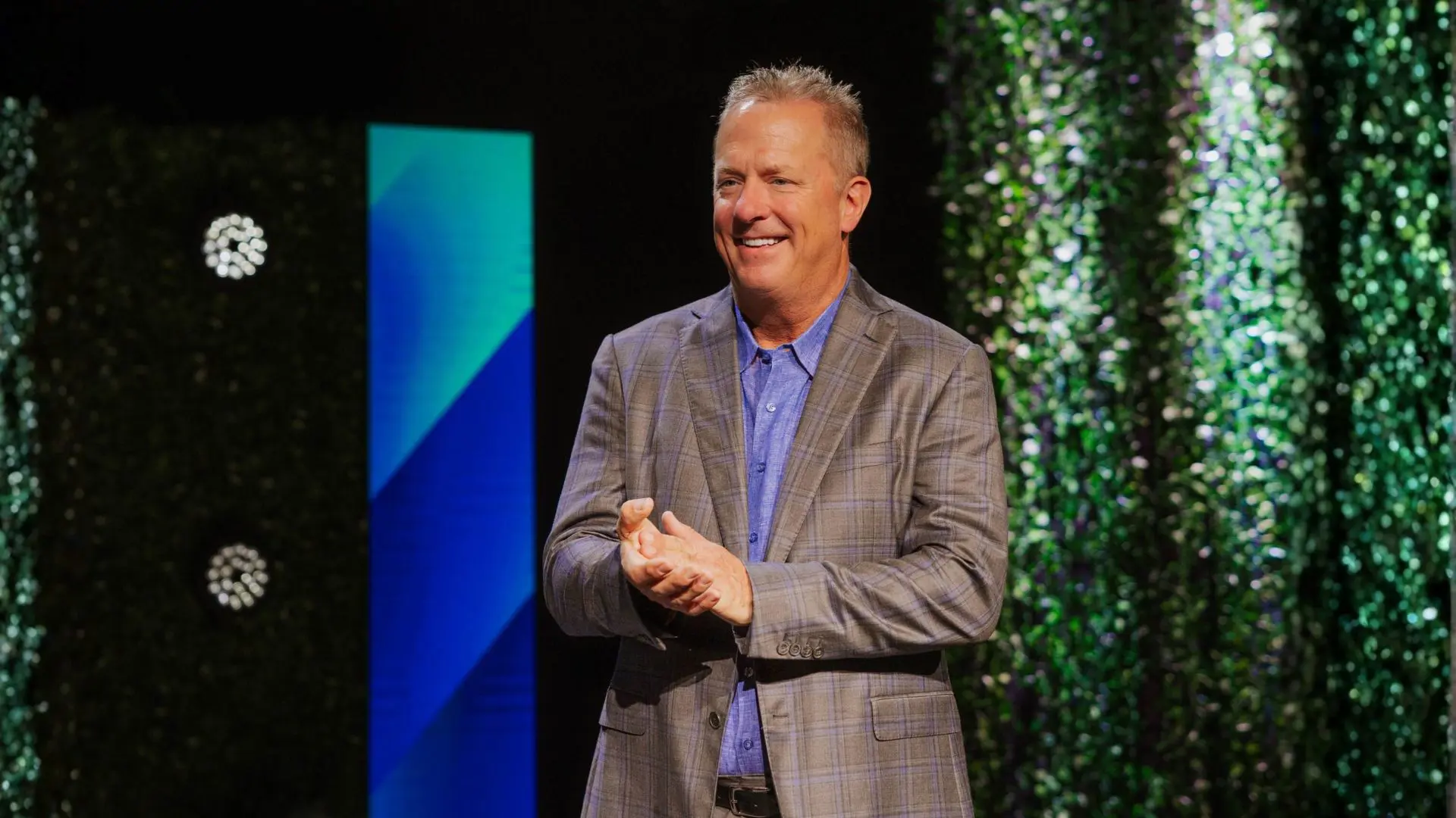 Jim Erben - <p data-start="287" data-end="487">Jim Erben is a globally recognized expert on exit and succession planning who helps business owners secure their legacy and navigate complex transitions.</p>