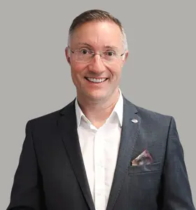 Gernot Grömer - Astrophysicist, astrobiologist and analog astronaut bringing Mars exploration, human spaceflight and science to life on stage.