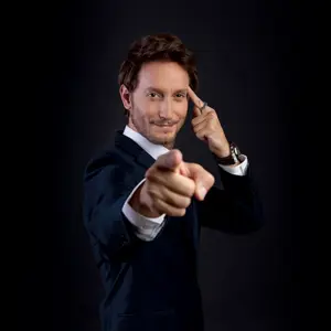 Lior Suchard