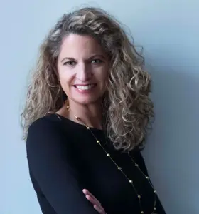 Katherine Melchior Ray - Former Nike, Louis Vuitton and Shiseido executive helping organizations turn cultural intelligence into global business success.