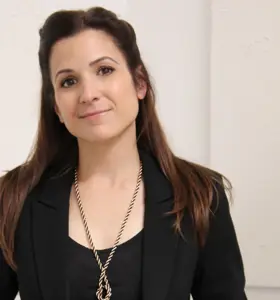 Natalie Duque - Natalie is an award-winning songwriter and a Music Therapist in&nbsp;training.&nbsp;She uses her experiences to passionately inspire&nbsp;audiences to discover their&nbsp;unique voice and tap into their inner&nbsp;rockstar.