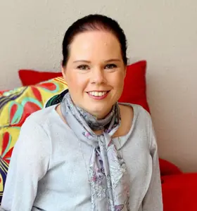 Nicky Abdonir - Clinical psychologist and keynote speaker Nicky Abdinor inspires audiences to turn challenges into action and focus on what they CAN do.