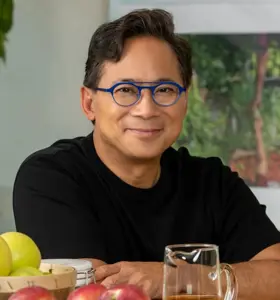 Dr. William Li