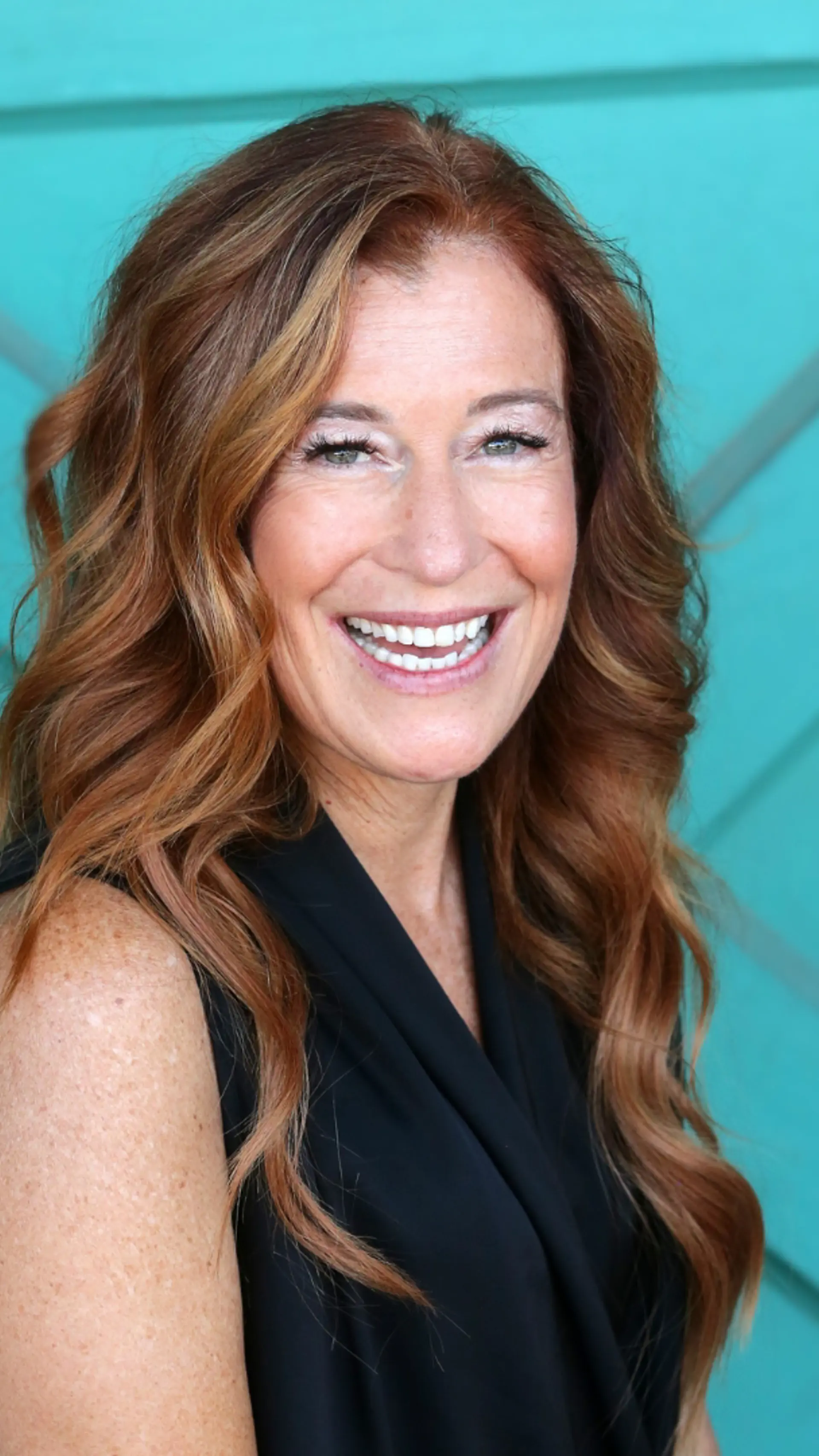 Victoria Cramer - <p>Victoria Cramer inspires bold leadership and epic impact through powerful keynotes rooted in resilience, purpose, and behavioral science.</p>