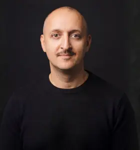 James Poulter - AI &amp; Voice Technology Expert &amp; Future of Work &amp; Innovation Culture Speaker. James Poulter explores what it means to be a created being, amongst all that we create.