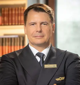 Emil Dobrovolschi - Airline captain and author Emil Dobrovolschi turns cockpit experience into powerful lessons on leadership, communication and decision-making.