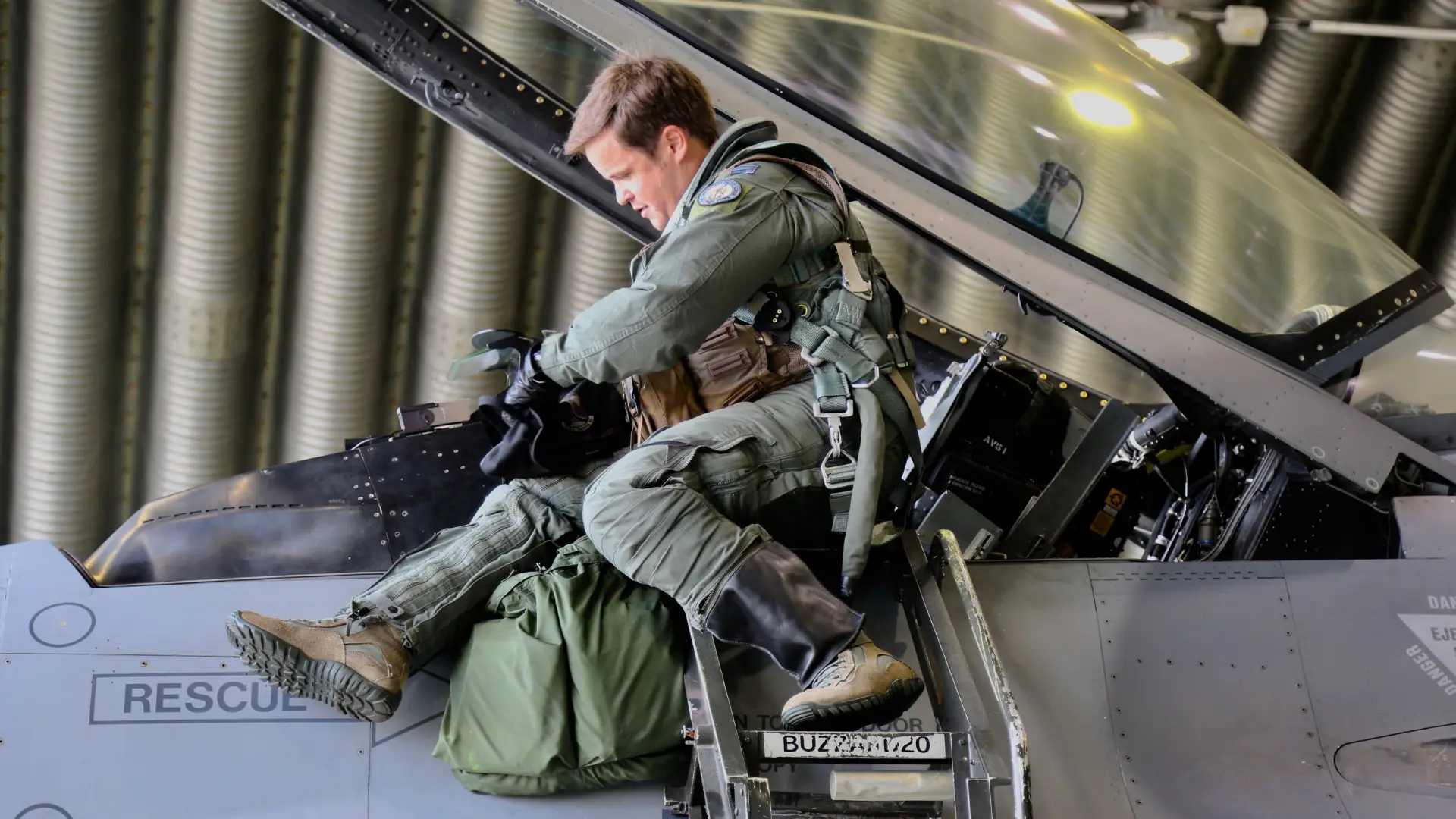 Steve Durcan - <p>Former RAF Fighter Pilot and McLaren F1 performance expert sharing proven strategies for elite teamwork, leadership and execution.</p>