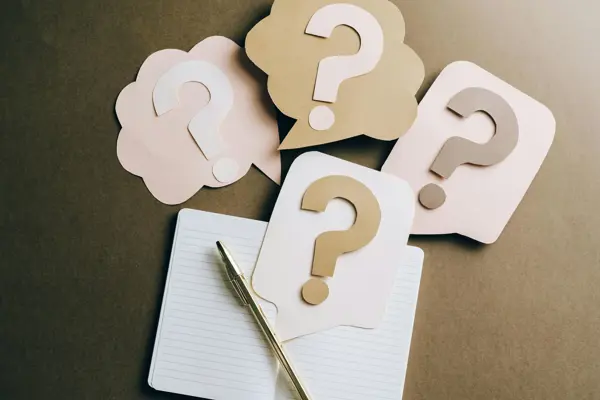 How to Choose the Right Keynote Speaker: 5 Questions That Matter