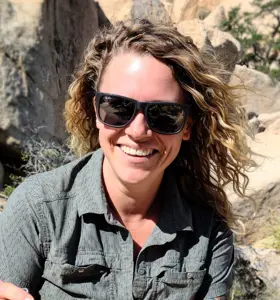 Sydney Williams - Sydney Williams helps audiences reconnect with themselves, each other, and the natural world through powerful, practical storytelling.