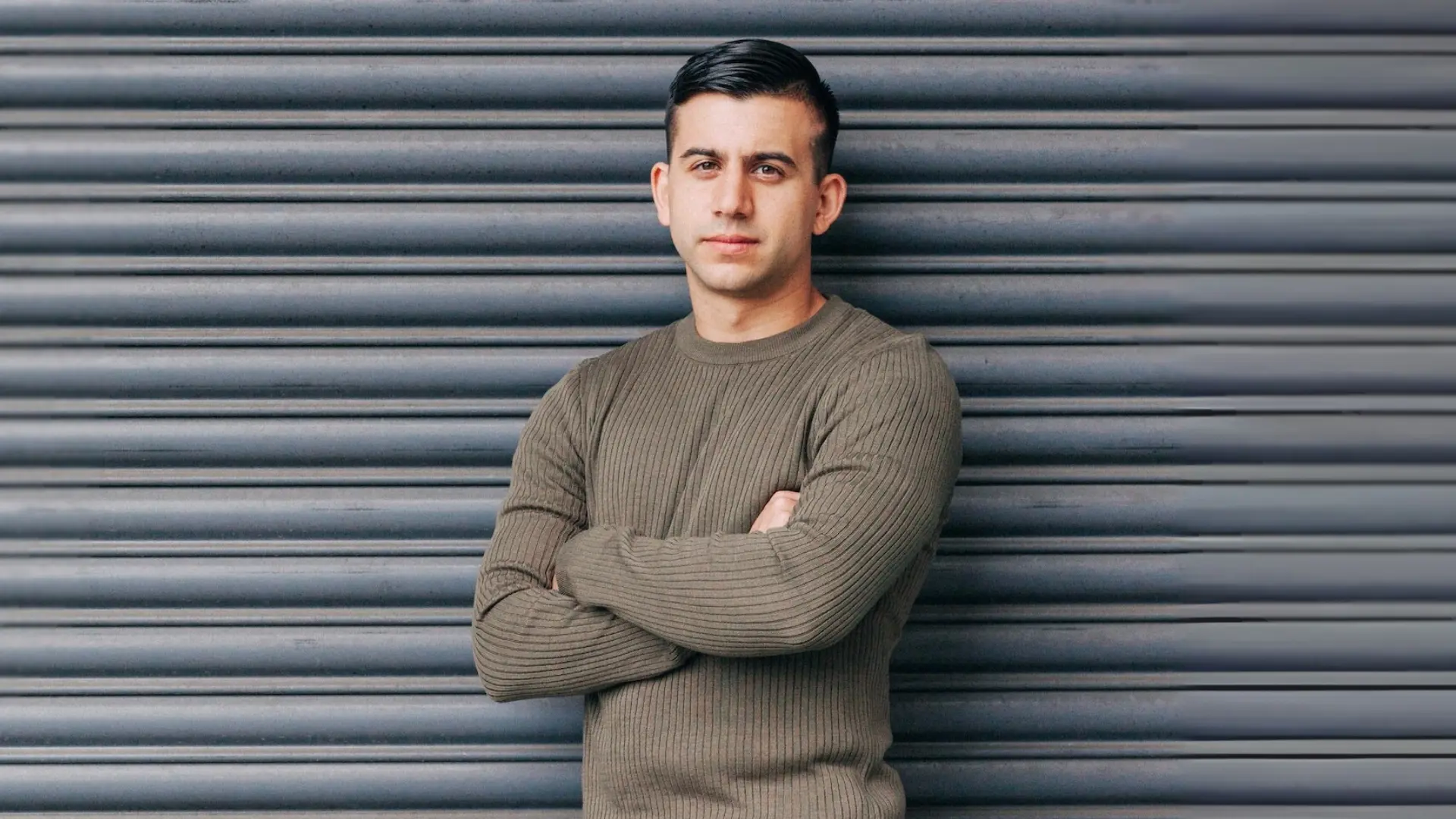 Alexander Kharadi - <p data-start="285" data-end="474">Alexander Kharadi helps teams build resilience, elevate performance, and create lasting wellbeing through practical, science-based strategies.</p>
