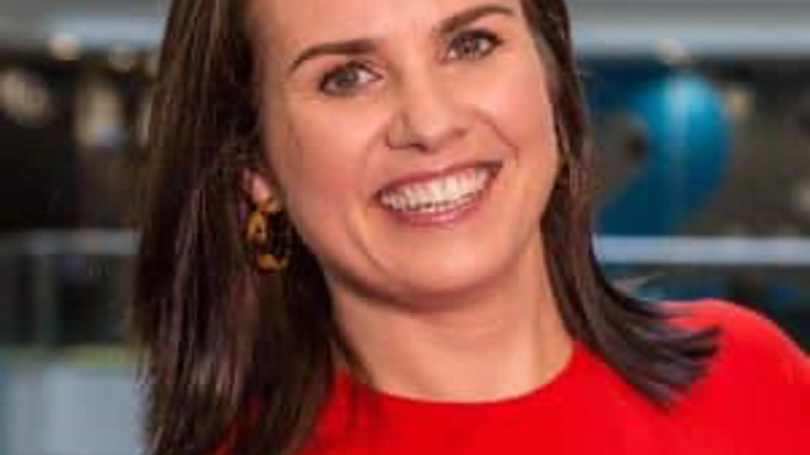 Nina Warhurst Experienced BBC Journalist Presenter nina-warhurst-experienced-bbc-journalist-presenter