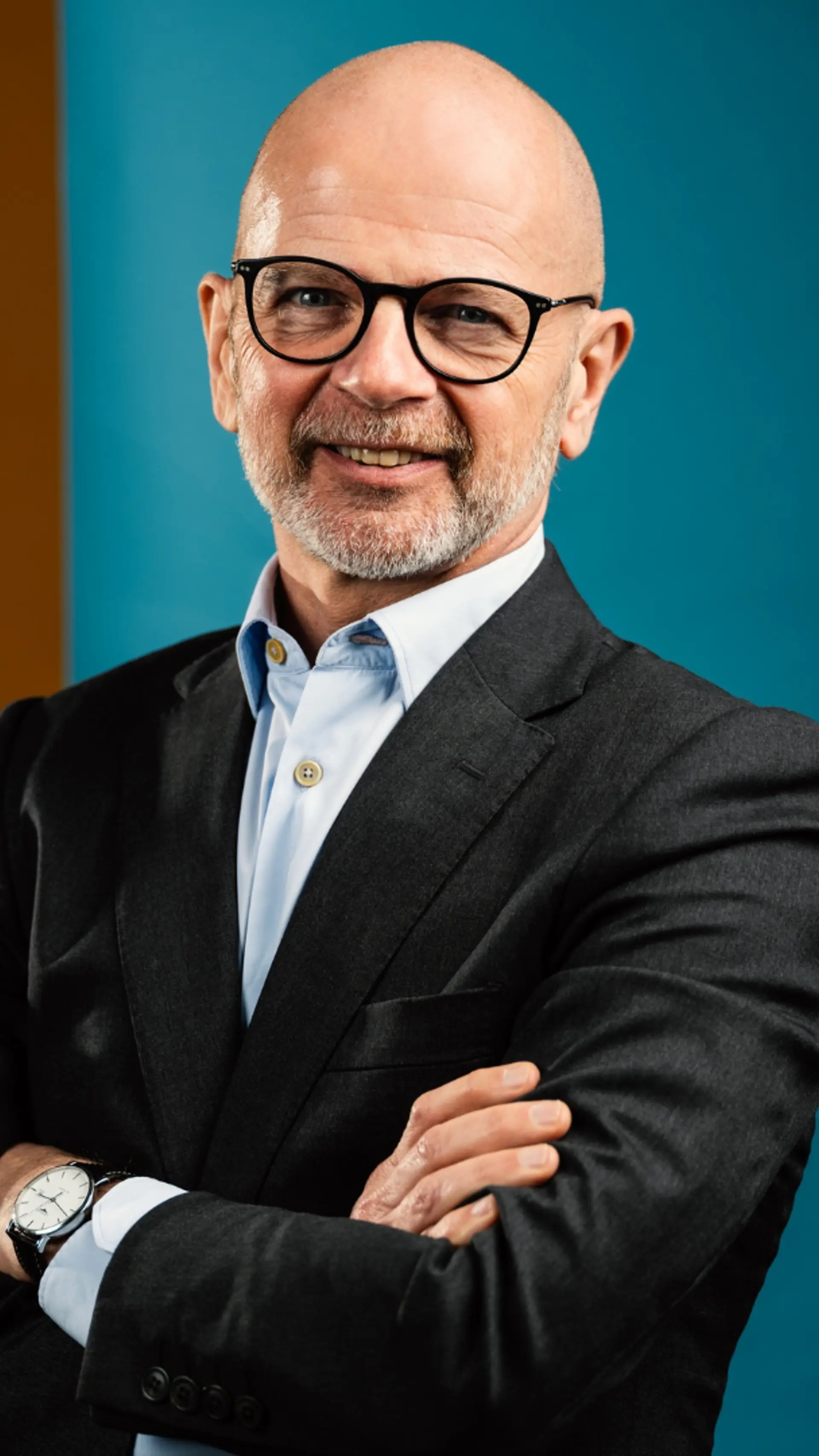 Jim Lawless - <p data-start="246" data-end="392">Jim Lawless inspires audiences to embrace change, overcome fear and achieve extraordinary results in business and life.</p>