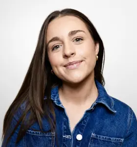 Grace Andrews - Creator entrepreneur helping brands and leaders understand how attention, trust and community drive modern business growth.