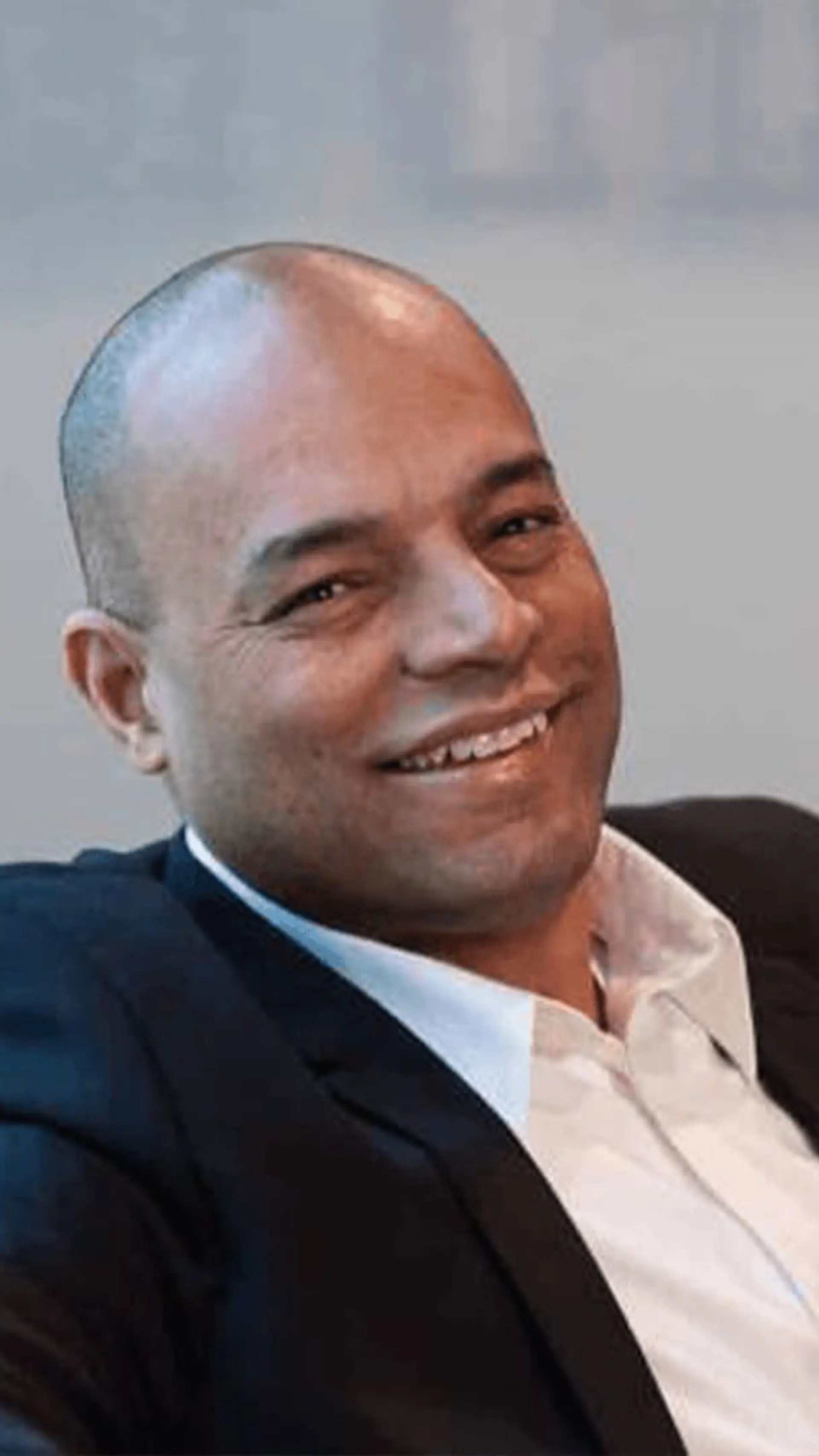 Thomas Anglero - <p data-start="224" data-end="364">Thomas Anglero helps leaders understand what happens when AI reshapes business, leadership, and decision-making.</p>
