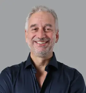 Eduardo Braun - Eduardo Braun is a leadership expert, author and keynote speaker exploring how culture and emotion create stronger leaders and better results.